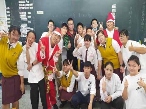  2021.12.23 Christmas party