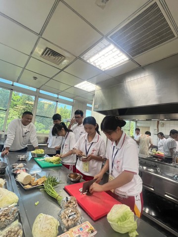 LINE_ALBUM_迎新照片_240823_6.jpg