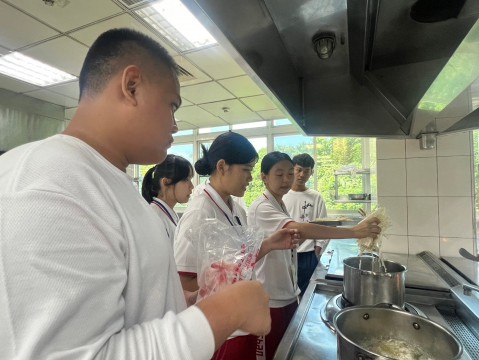 LINE_ALBUM_迎新照片_240823_7.jpg