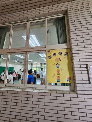 LINE_ALBUM_迎新活動_250828_71.jpg