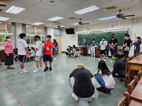 LINE_ALBUM_112學年度迎新活動-遊戲_230816_10.jpg