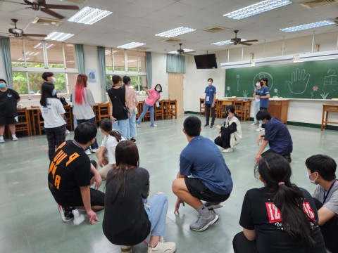 LINE_ALBUM_112學年度迎新活動-遊戲_230816_18.jpg