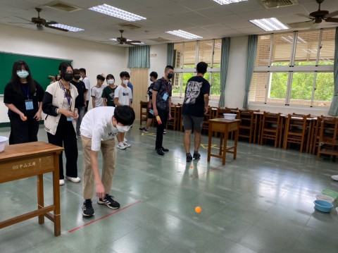 LINE_ALBUM_112學年度迎新活動-遊戲_230816_107.jpg
