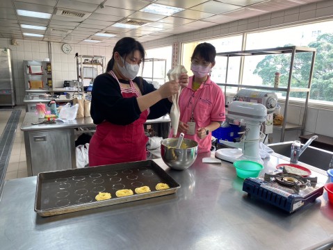 LINE_ALBUM_20241221聖誕節親子活動_250102_27.jpg